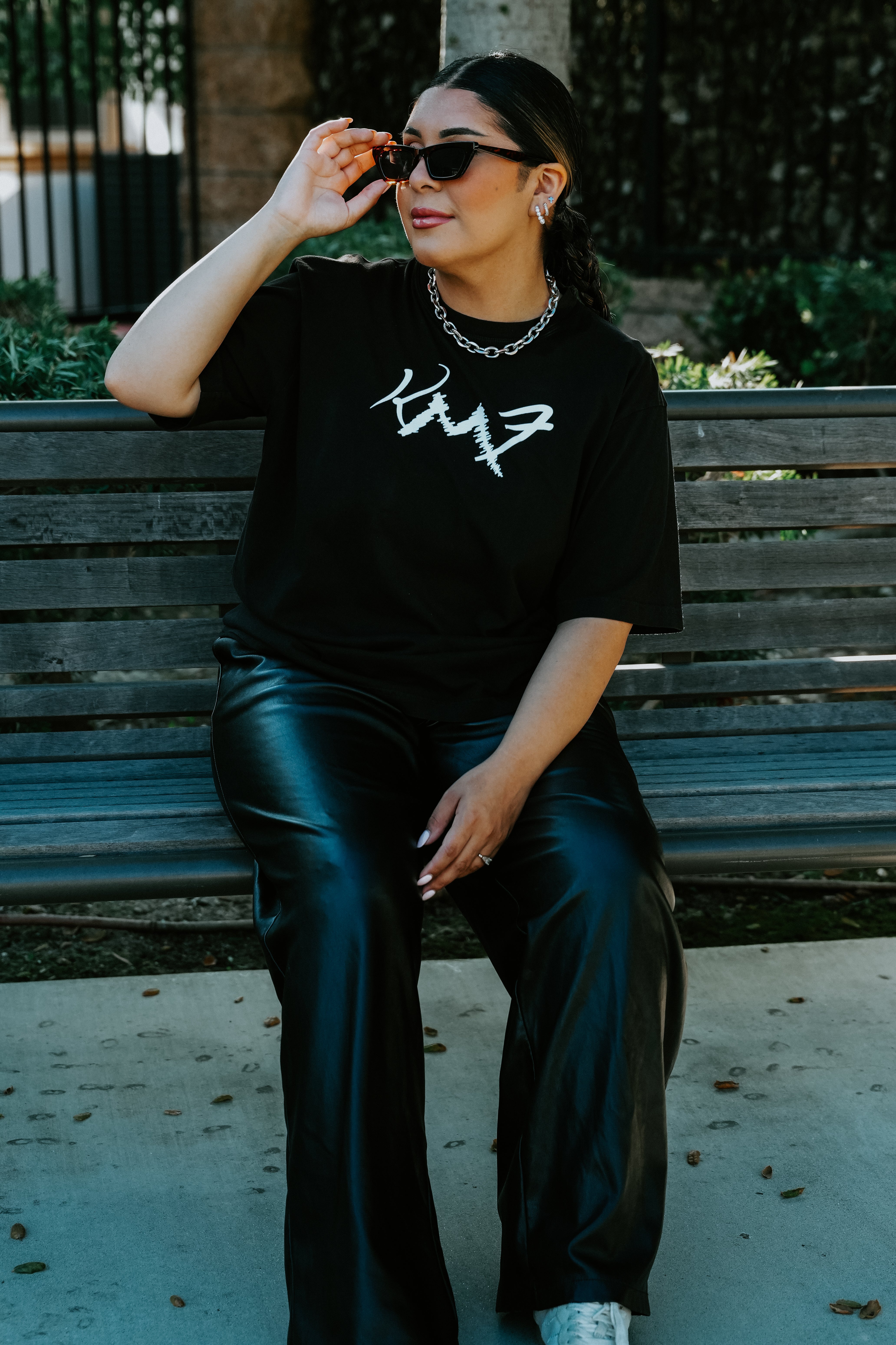 Black combo Keep Moving forward logo T-shirt